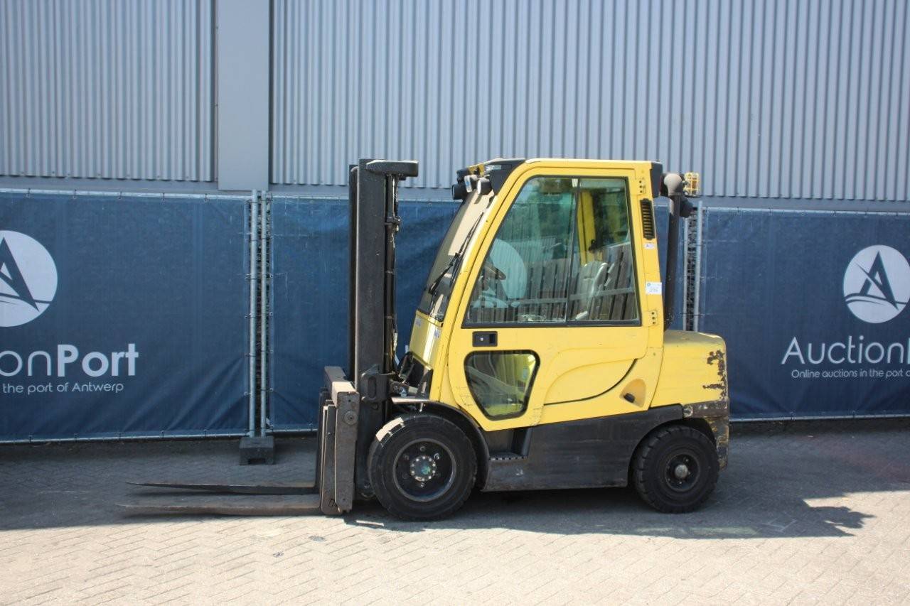 Forklift Hyster H3.0FT LPG 2700kg 3.1m 2011 image