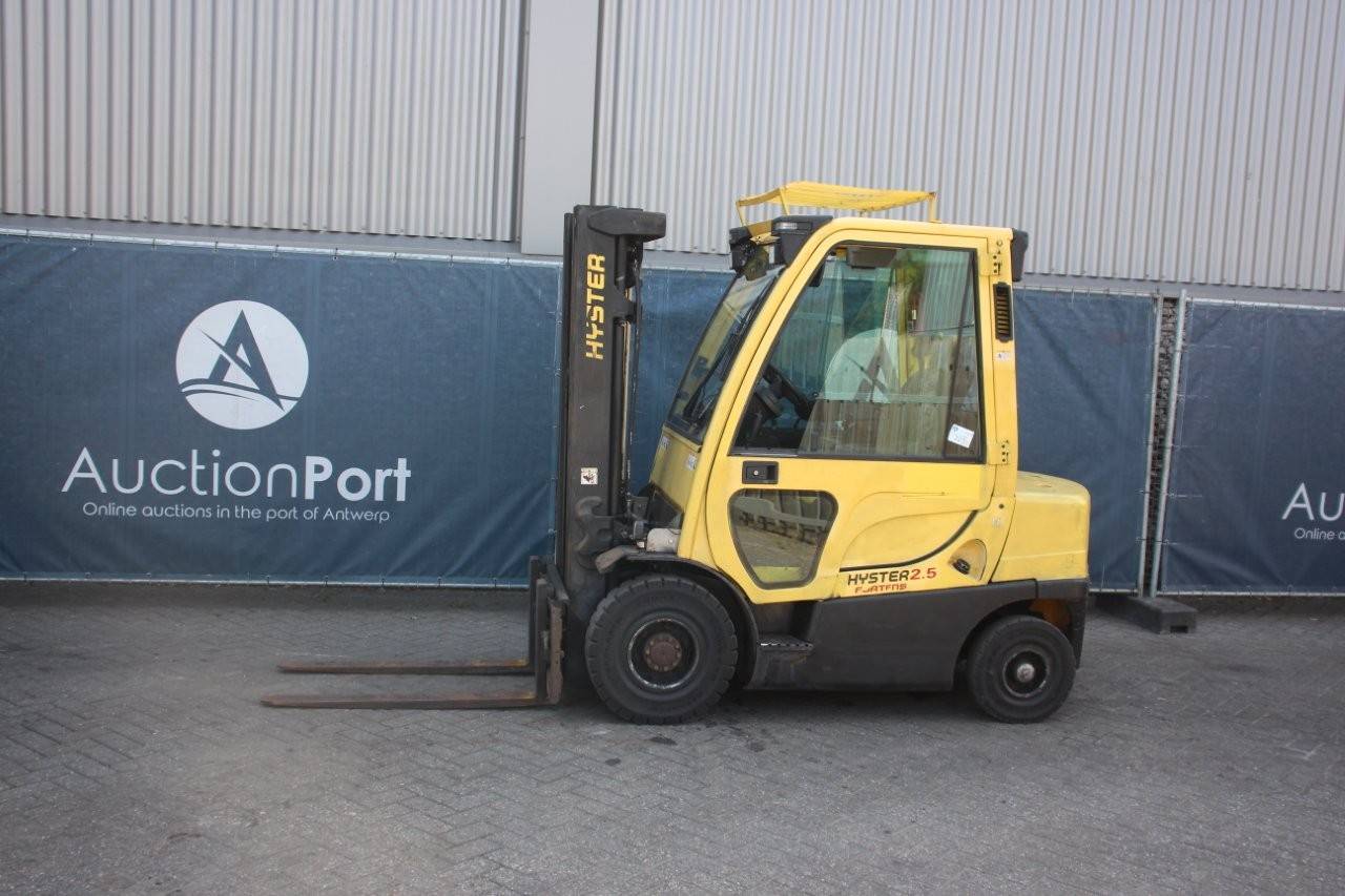 Forklift Hyster H2.5FT Diesel 2250kg 4.35m 2015 image