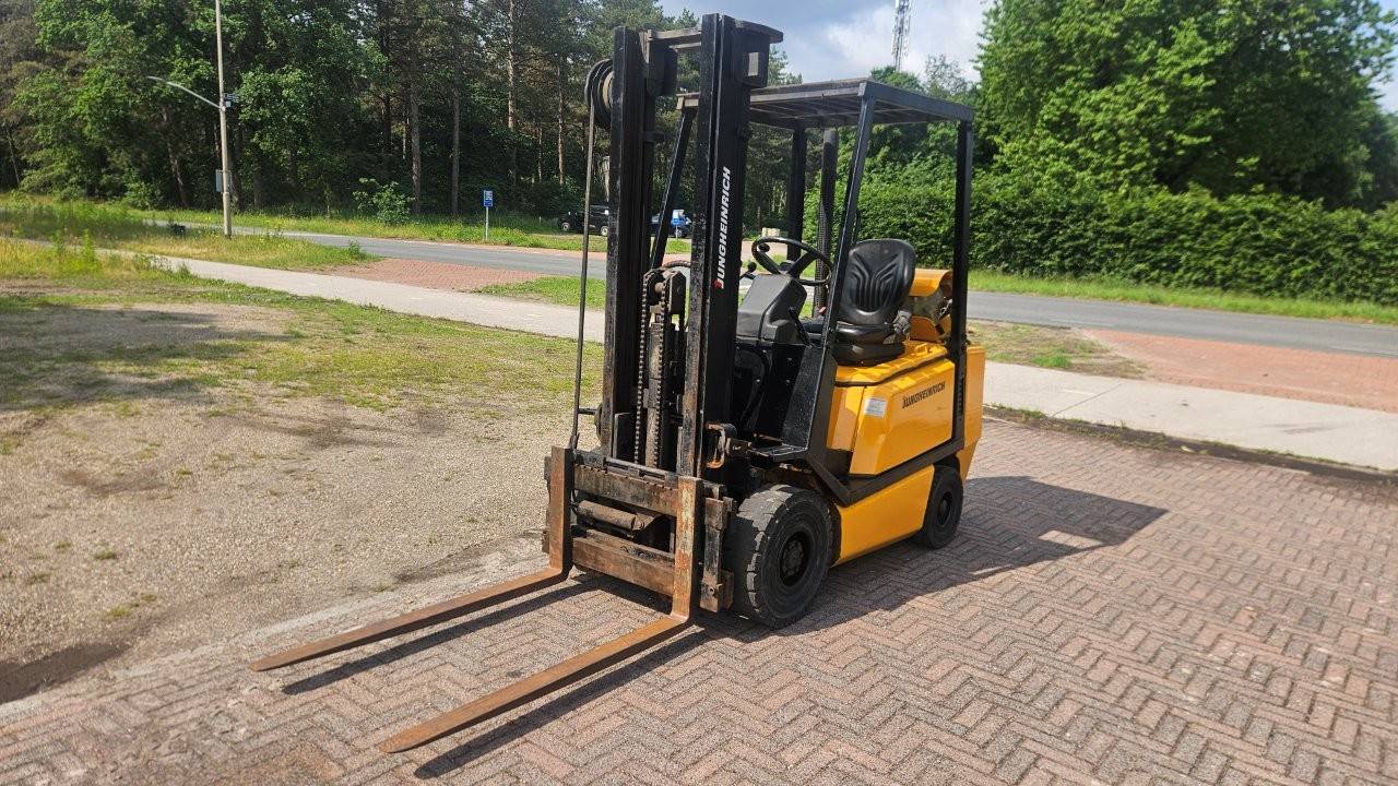 Forklift Jungheinrich TFG 20 LPG 2000kg 1993 image