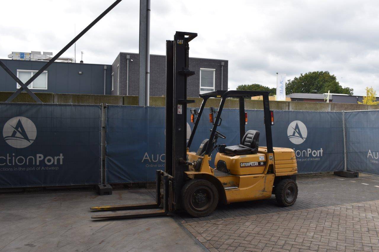 Forklift Caterpillar DP30 Diesel 3000kg image