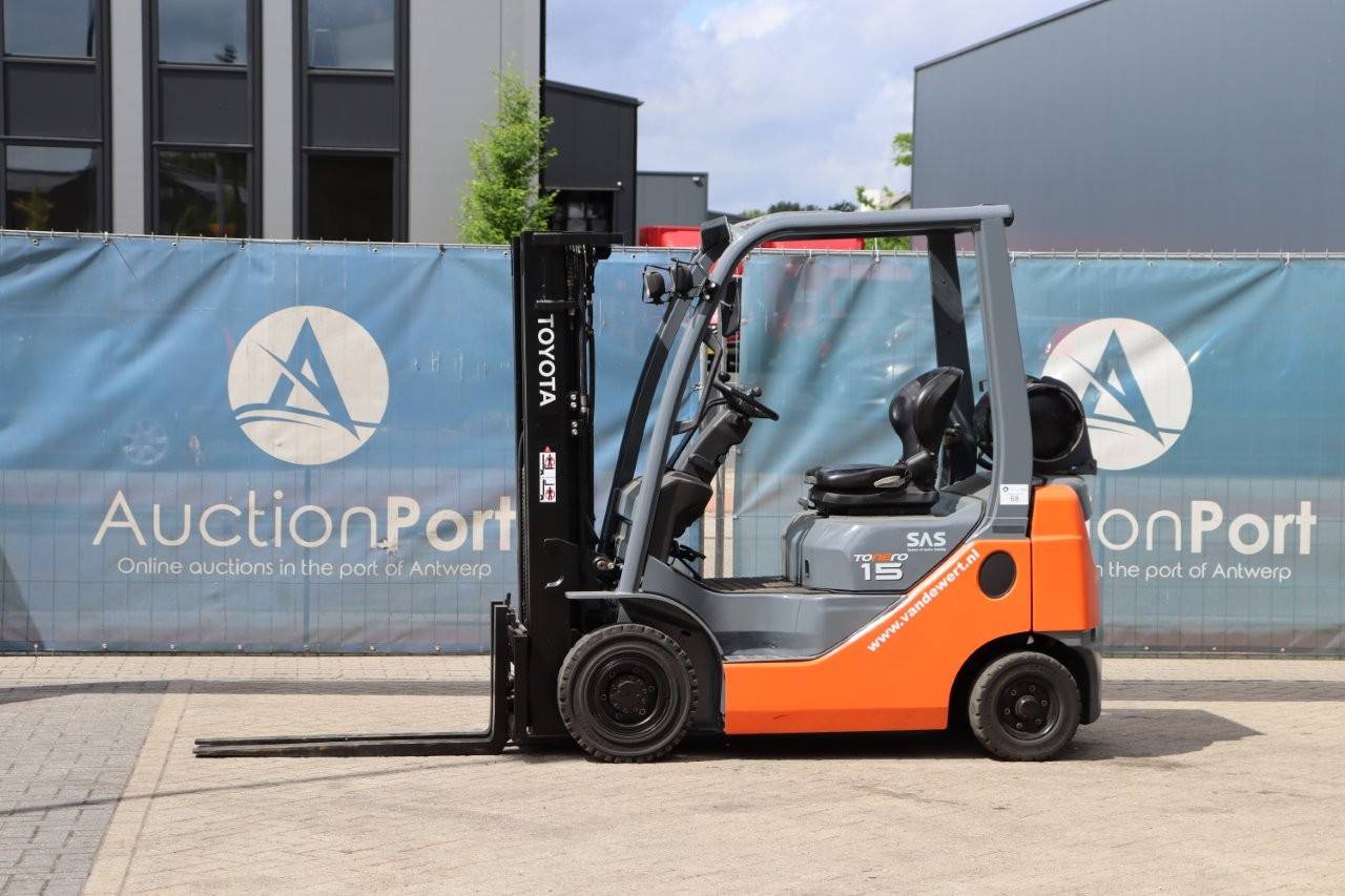 Forklift Toyota 02-8FGF18 LPG 1550kg 4.3m 2013 image