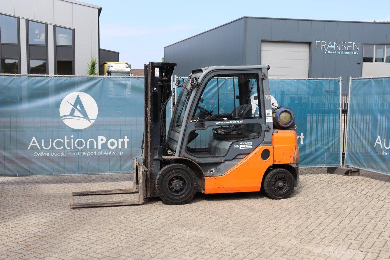Forklift Toyota 02-8FGF25 LPG 2500kg image