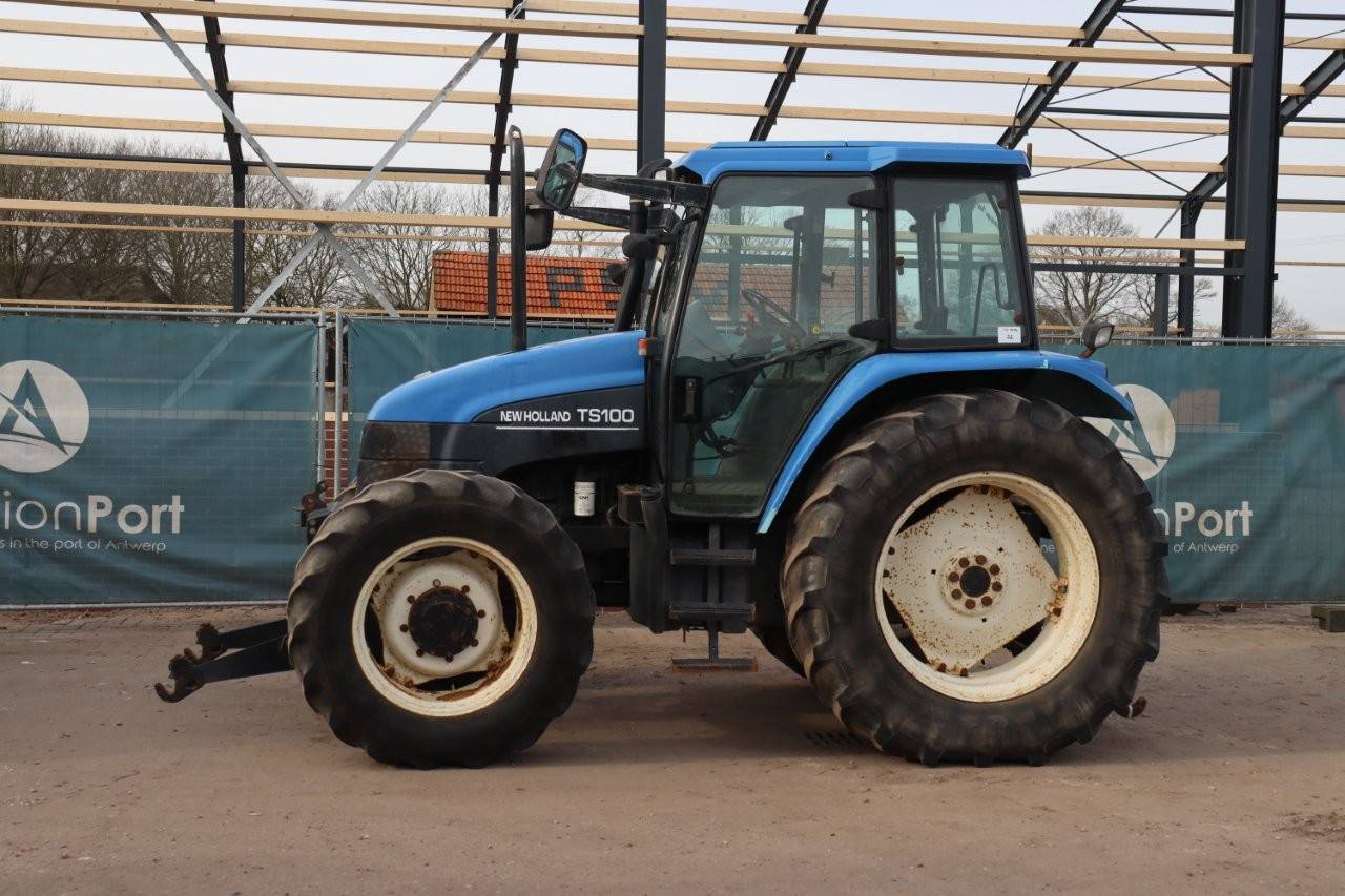 Tractor New Holland TS100 Diesel image