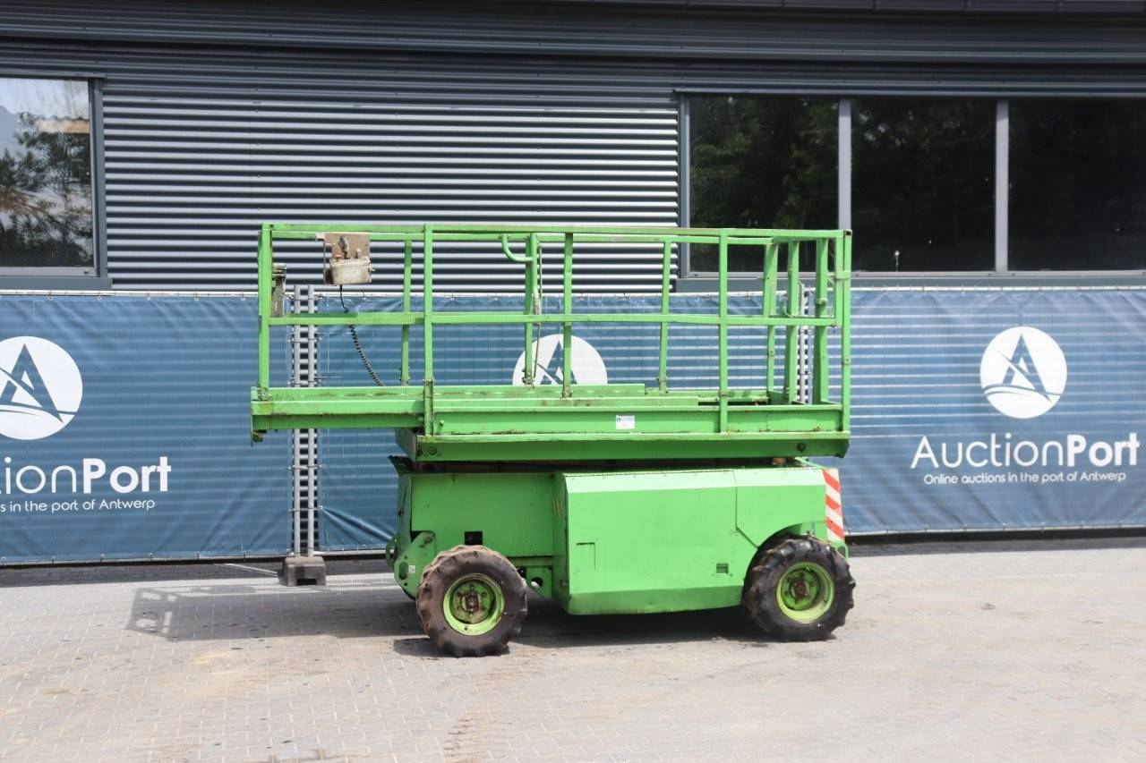Scissor Lift Genie GS-2668 IC Diesel 2000 image