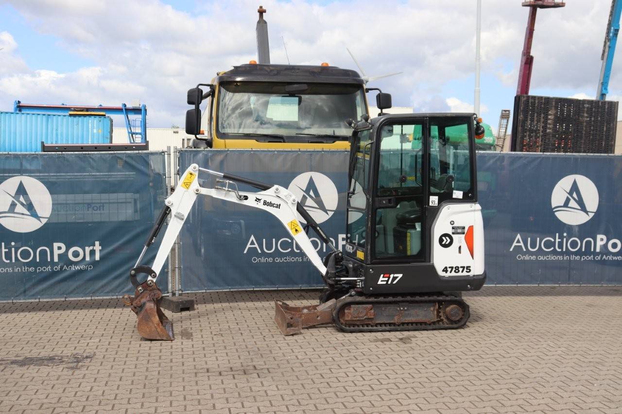 Mini excavator Bobcat E17 Diesel 2021 image