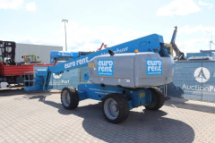 Articulating boom lift Genie S-65 Diesel 2005