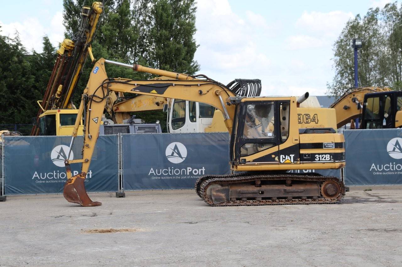 Crawler excavator Caterpillar 312BL Diesel 2000 image