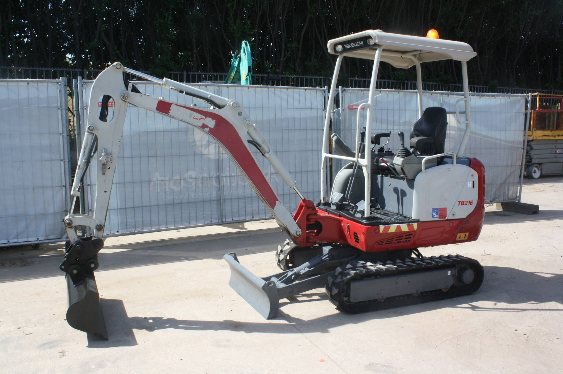 Mini excavator Takeuchi TB216 Diesel 2018 image