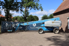 Telescopic boom lift Genie S-65 Diesel 2005