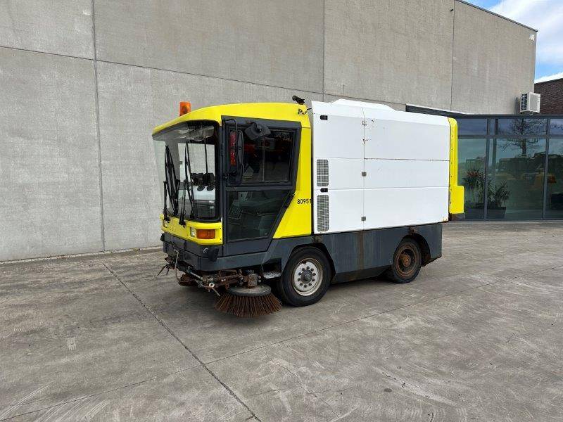 Sweeper Ravo 5002 Diesel 1995 image