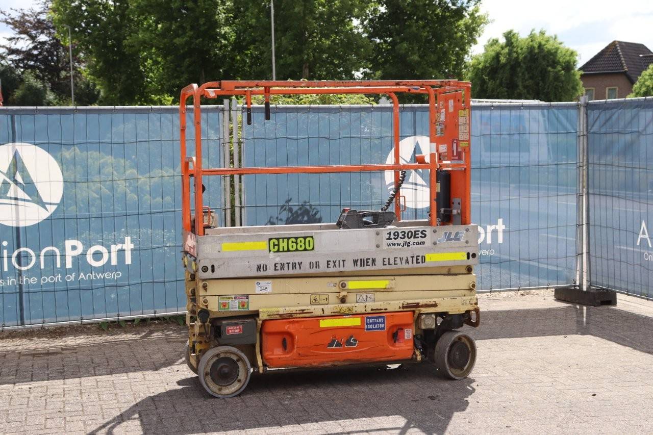 JLG 1930ES Electric Scissor Lift 7.72m 2014 image