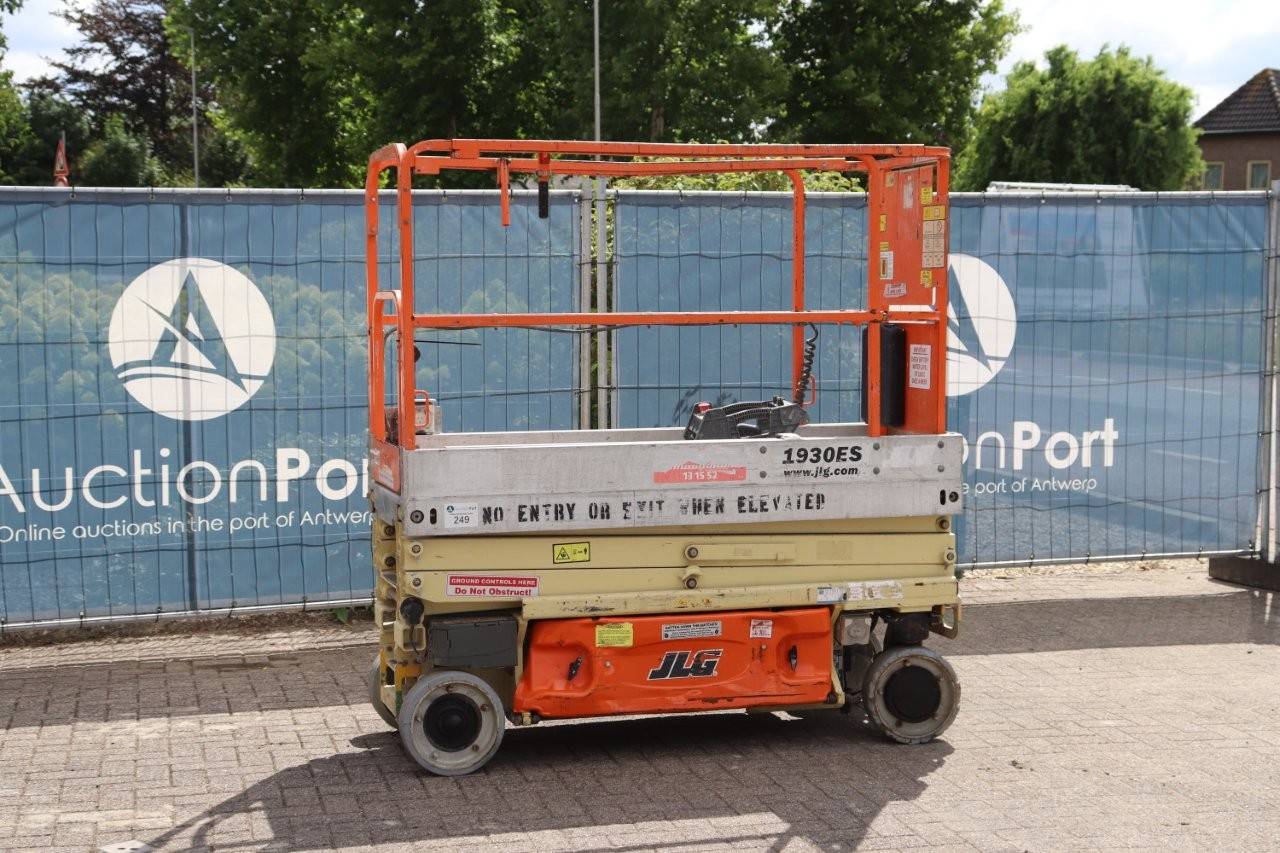 JLG 1930ES Electric Scissor Lift 7.72m 2007 image