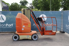 JLG Toucan 10E Electric Mast Lift 10.10m 2011