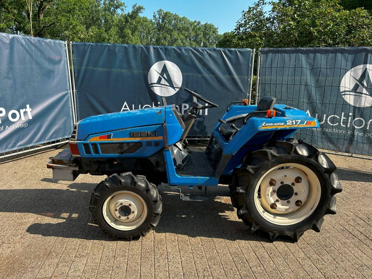 Mini tractor Iseki TU217F Diesel image