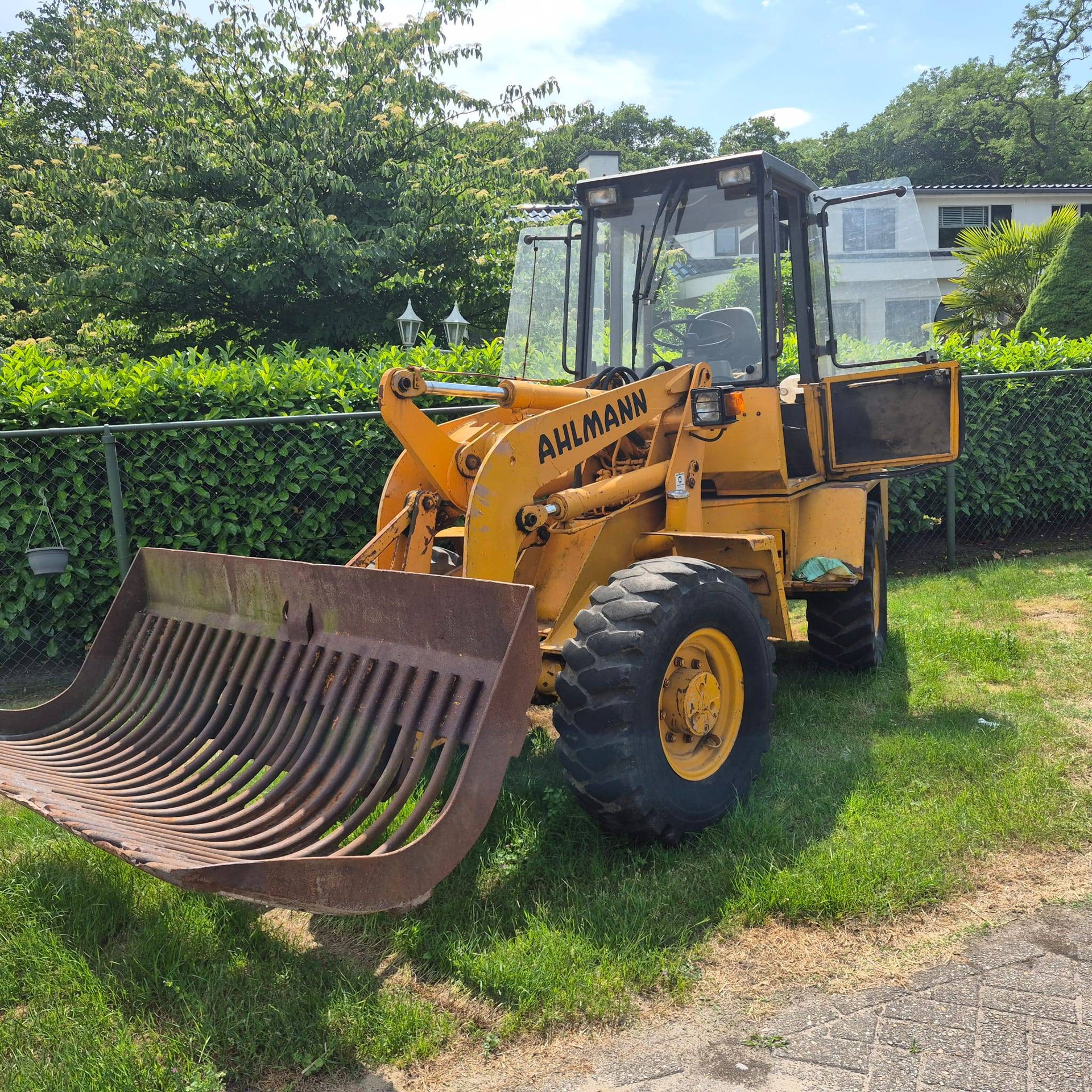 Ahlmann Diesel wheel loader image