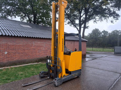 Reach truck Jungheinrich ETV214 Electric 2000