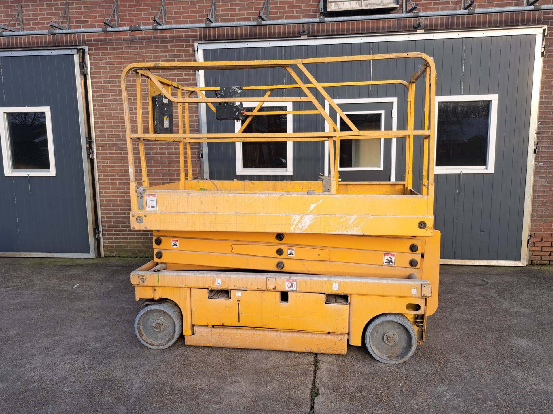 Haulotte Electric Scissor Lift 8m image