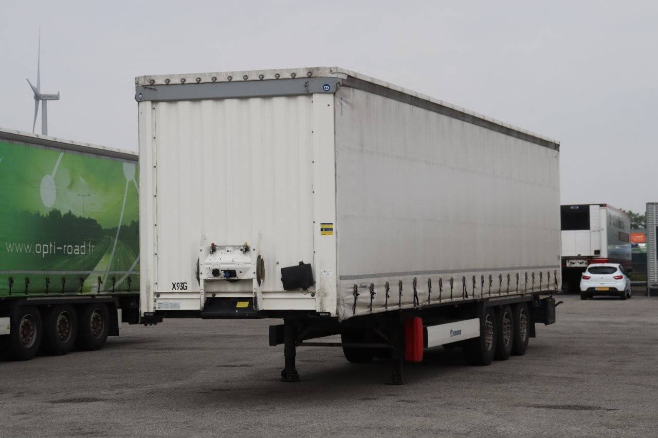Krone SD sliding tarpaulin trailer image