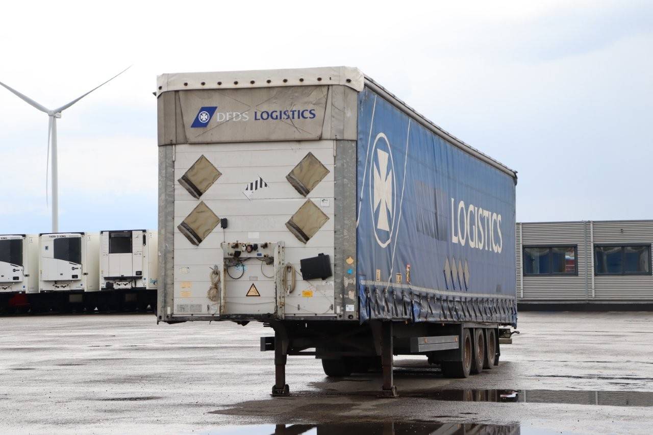 Schmitz Cargobull SCB*S3T 2013 sliding tarpaulin trailer image