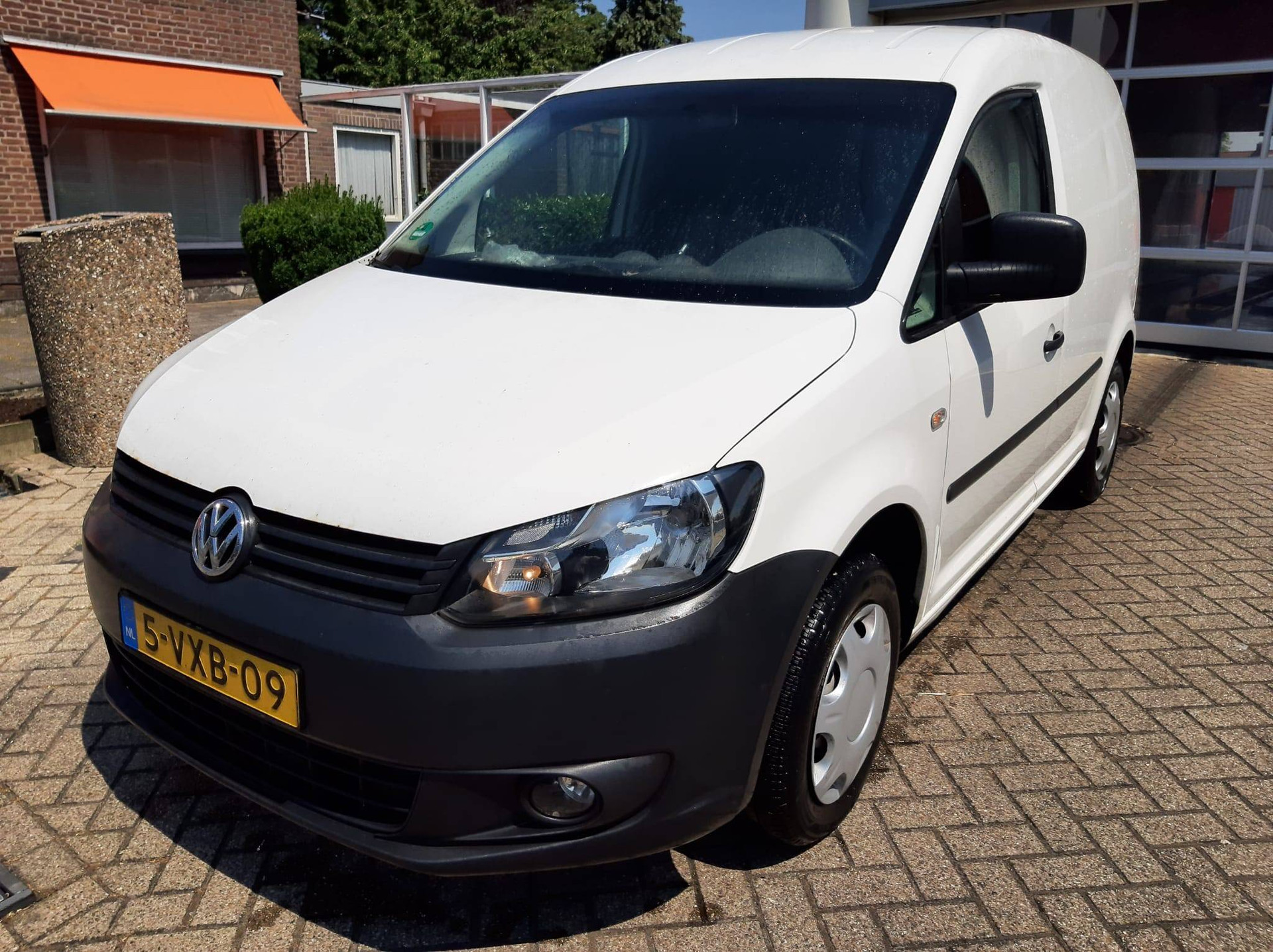 Volkswagen CADDY 1.6 TD Diesel 2012 image