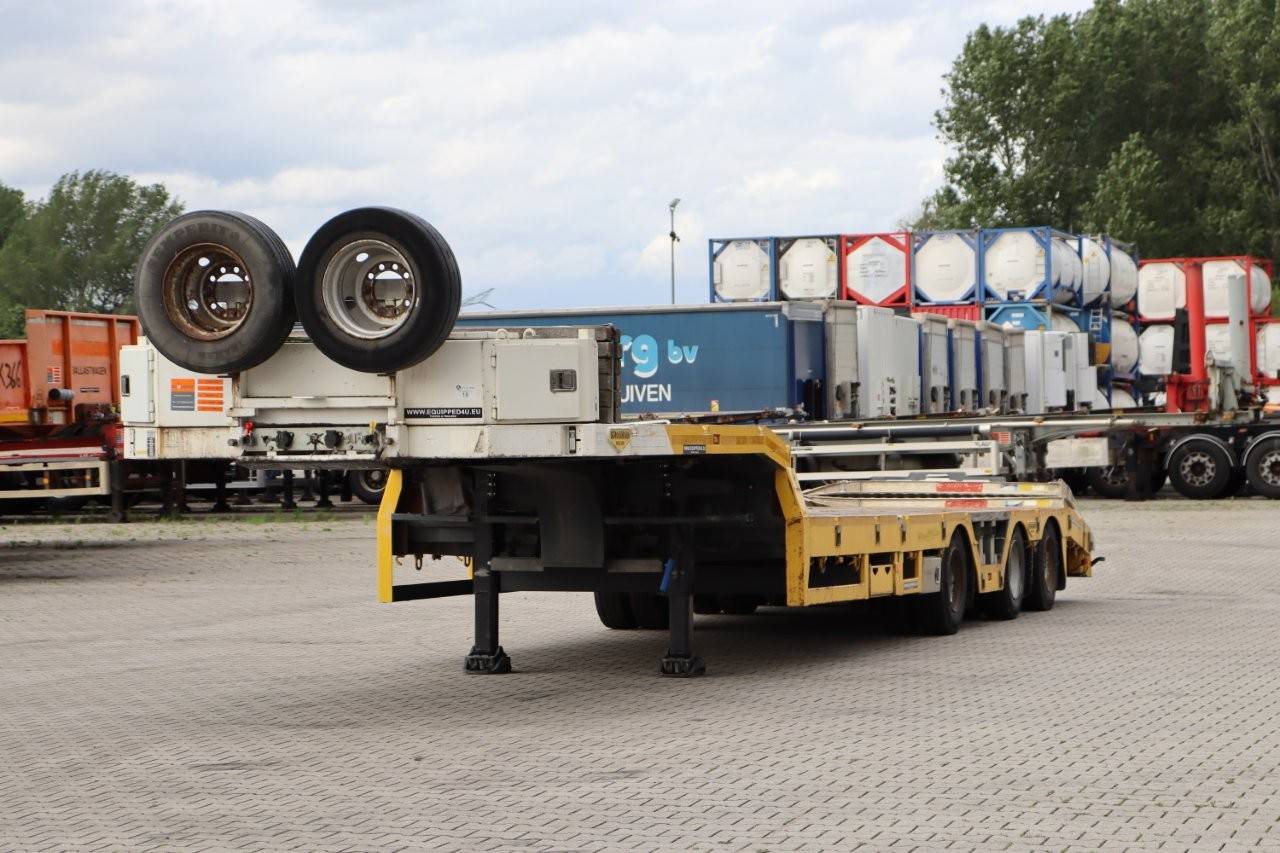 Broshuis E-2190/27 lowloader wheel well 4.1m extendable steering axle image