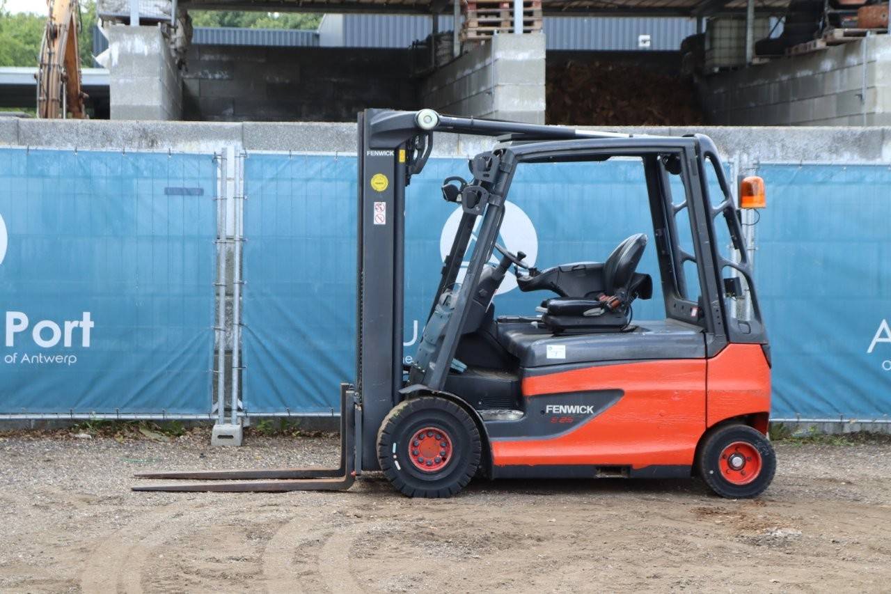 Fenwick E25L-01 Electric Forklift 2500kg 4.7m 2017 image