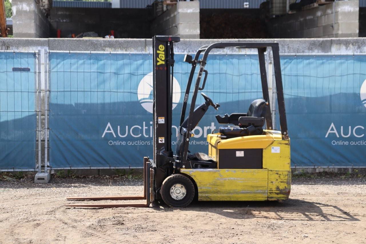 Forklift Yale ERP16ATF (SWB) E2130 Electric 1400kg 4.9m 2007 image
