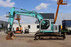 Kobelco SK235SR Diesel 2000 crawler excavator