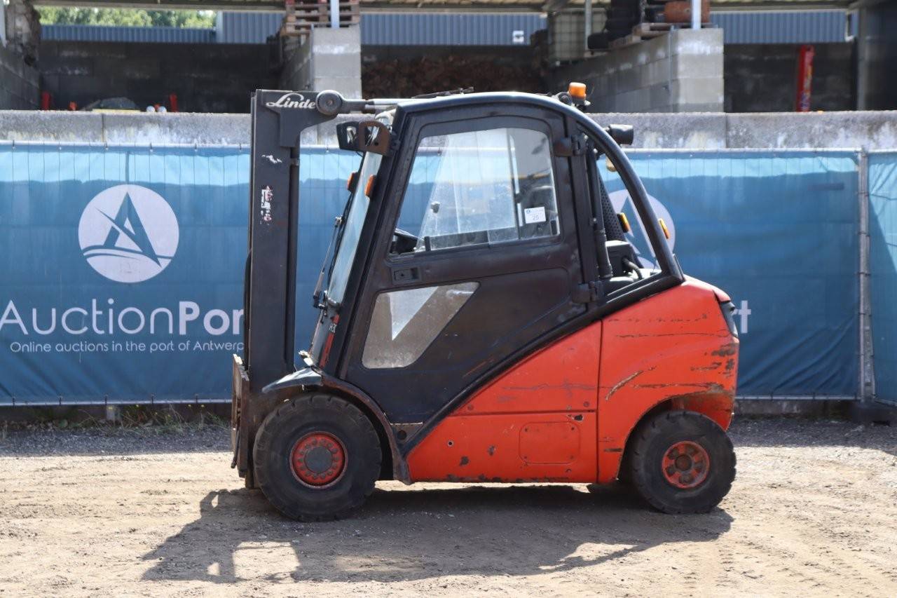 Forklift Linde H30D Diesel 3000kg 7.0m 2005 image