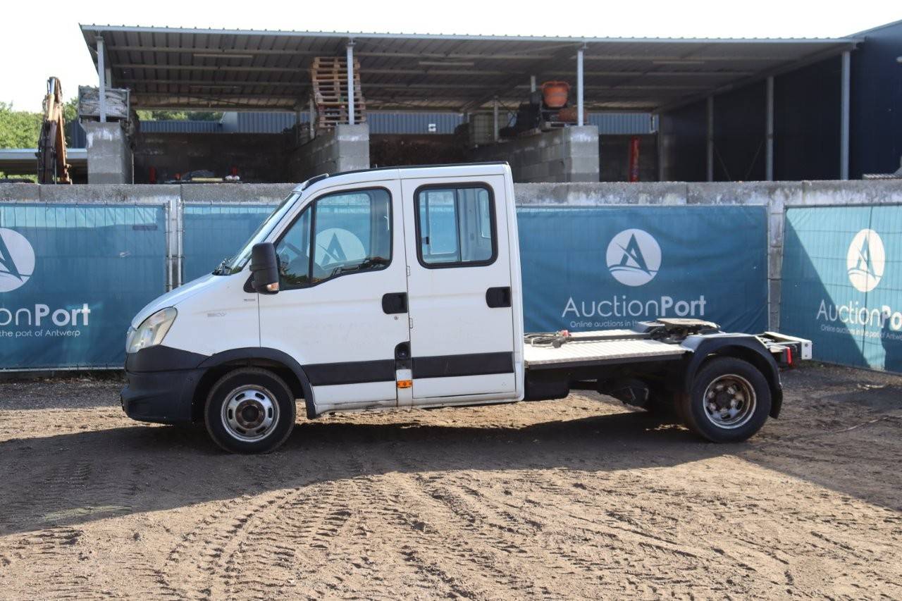 BE Tractor Iveco 35C17 Diesel 2013 image