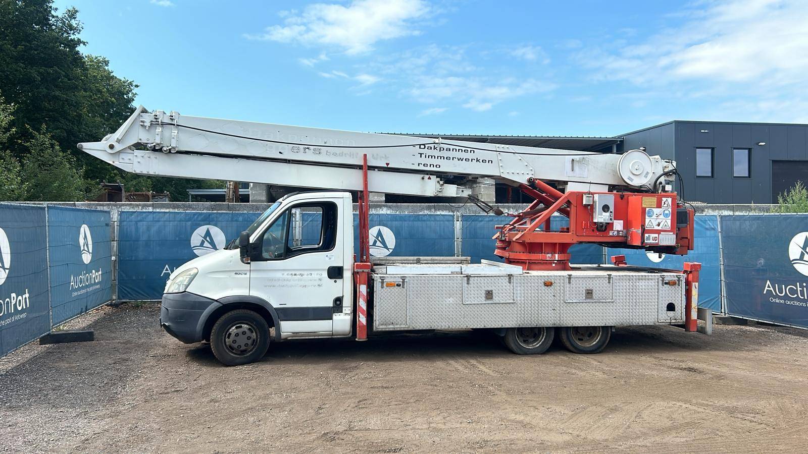 Crane truck Veldhuizen P33-1 Diesel 2007 image
