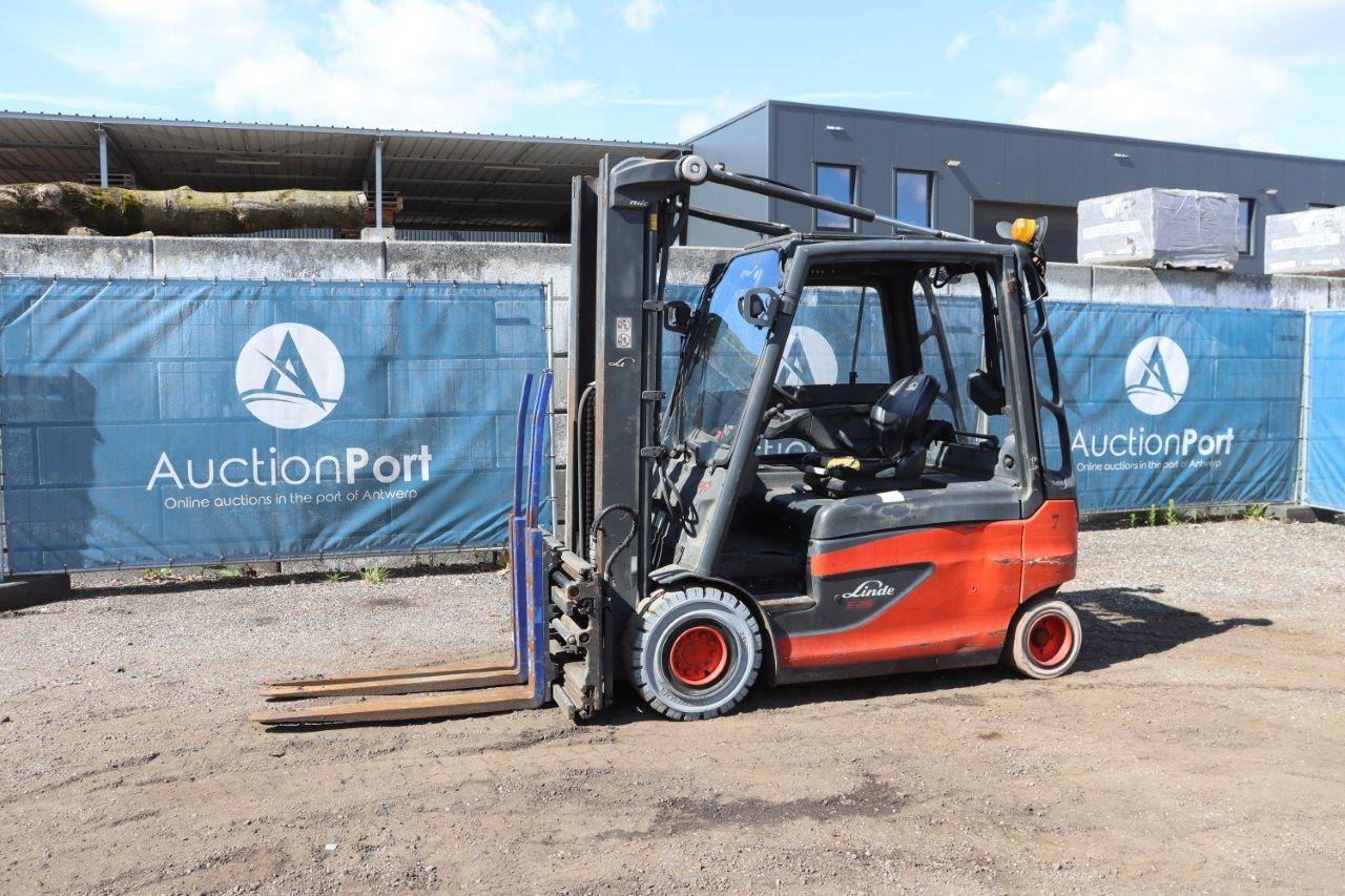 Forklift Linde E25L-01 Electric 2500kg 2017 image