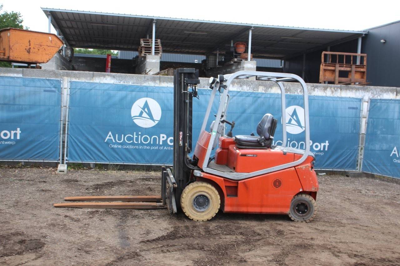 Forklift BT CBE 2.5 AC Electric 2500kg 2003 image