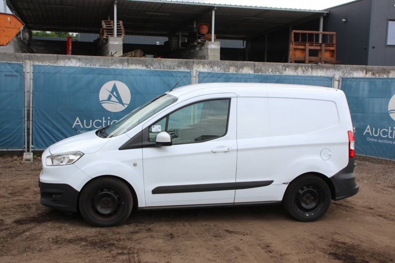 Ford Transit Courier Diesel 2015 image