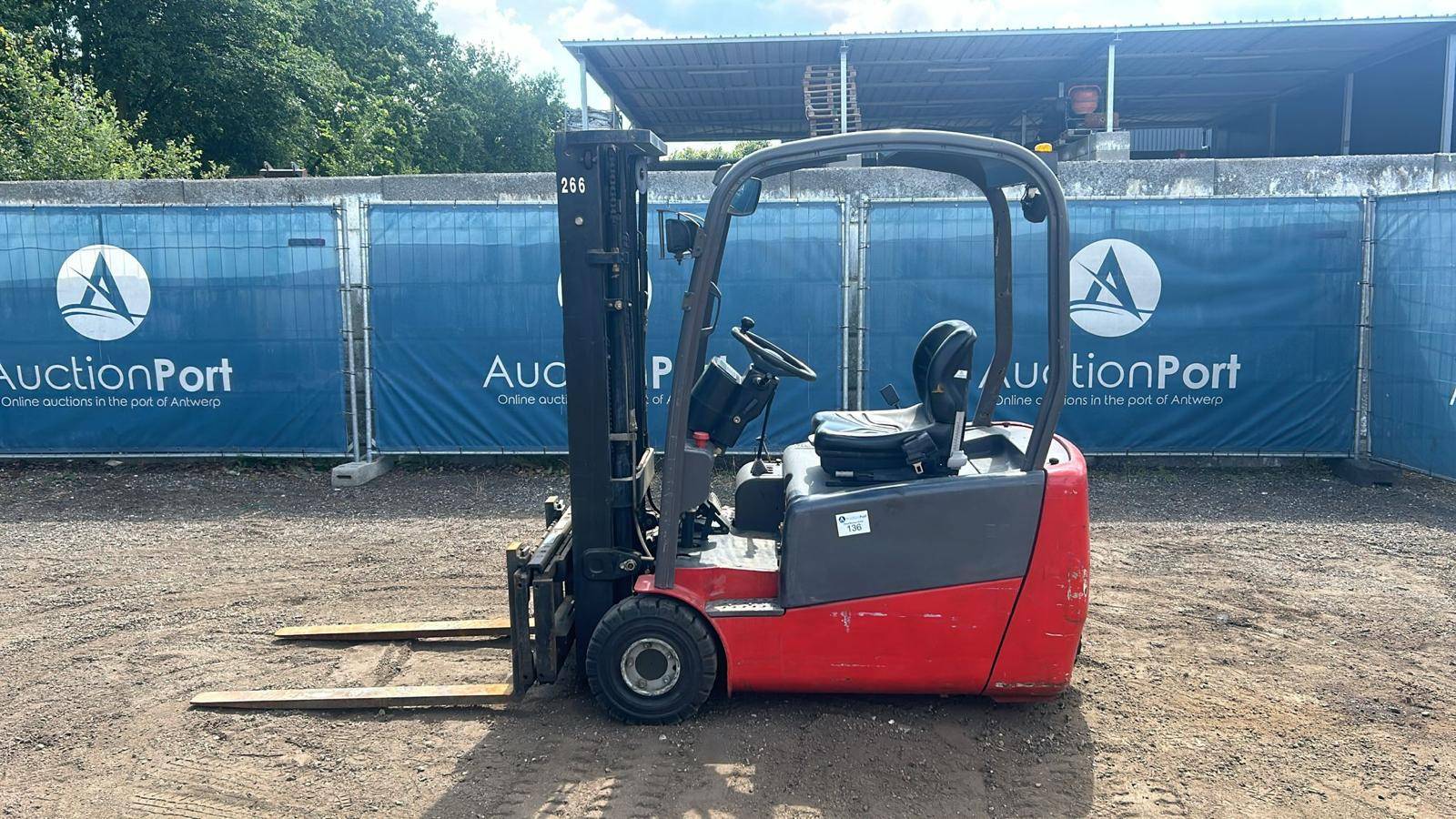 Manitou ME 316 Electric Forklift 1600kg 4.5m 2009 image