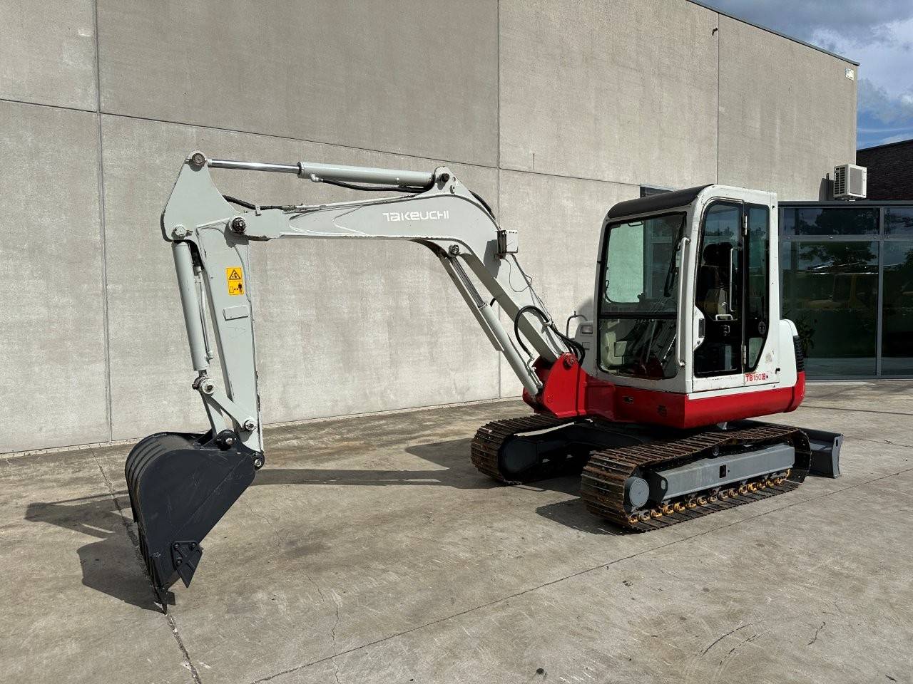 Crawler excavator Takeuchi TB150C Diesel 2010 image