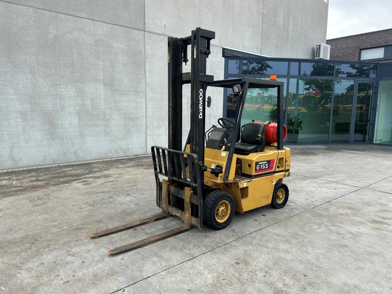 Forklift Daewoo G15S LPG 1500kg 1998 image