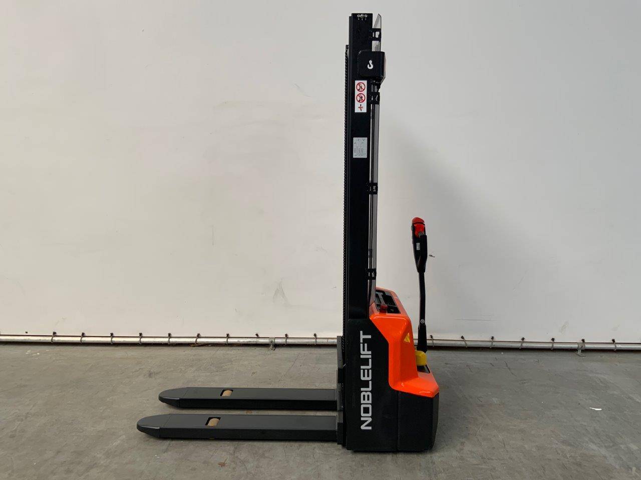 Stacker Noblelift PSE12B36 Electric 1200kg 3.6m 2024 New image