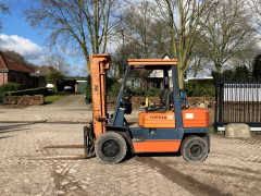 Forklift Toyota 02-5FG30 LPG
