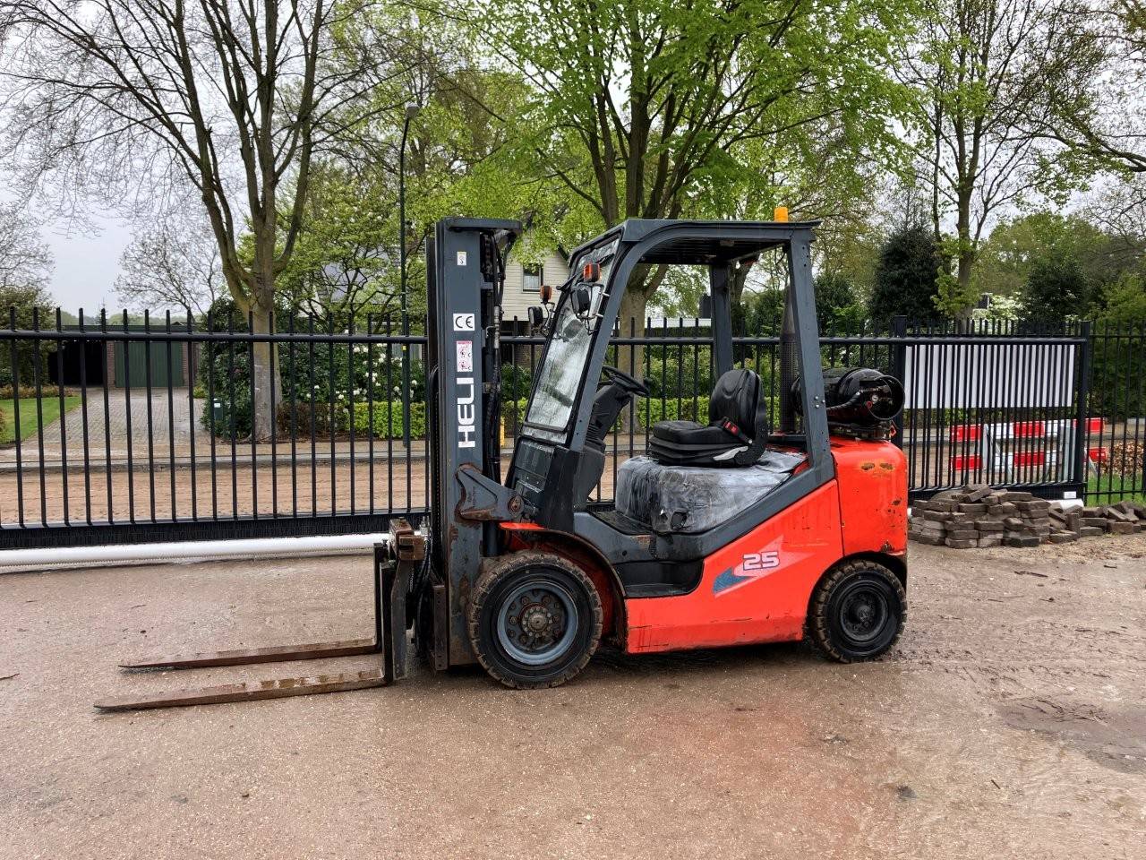 Forklift Heli 25 LPG 2500kg 2019 image
