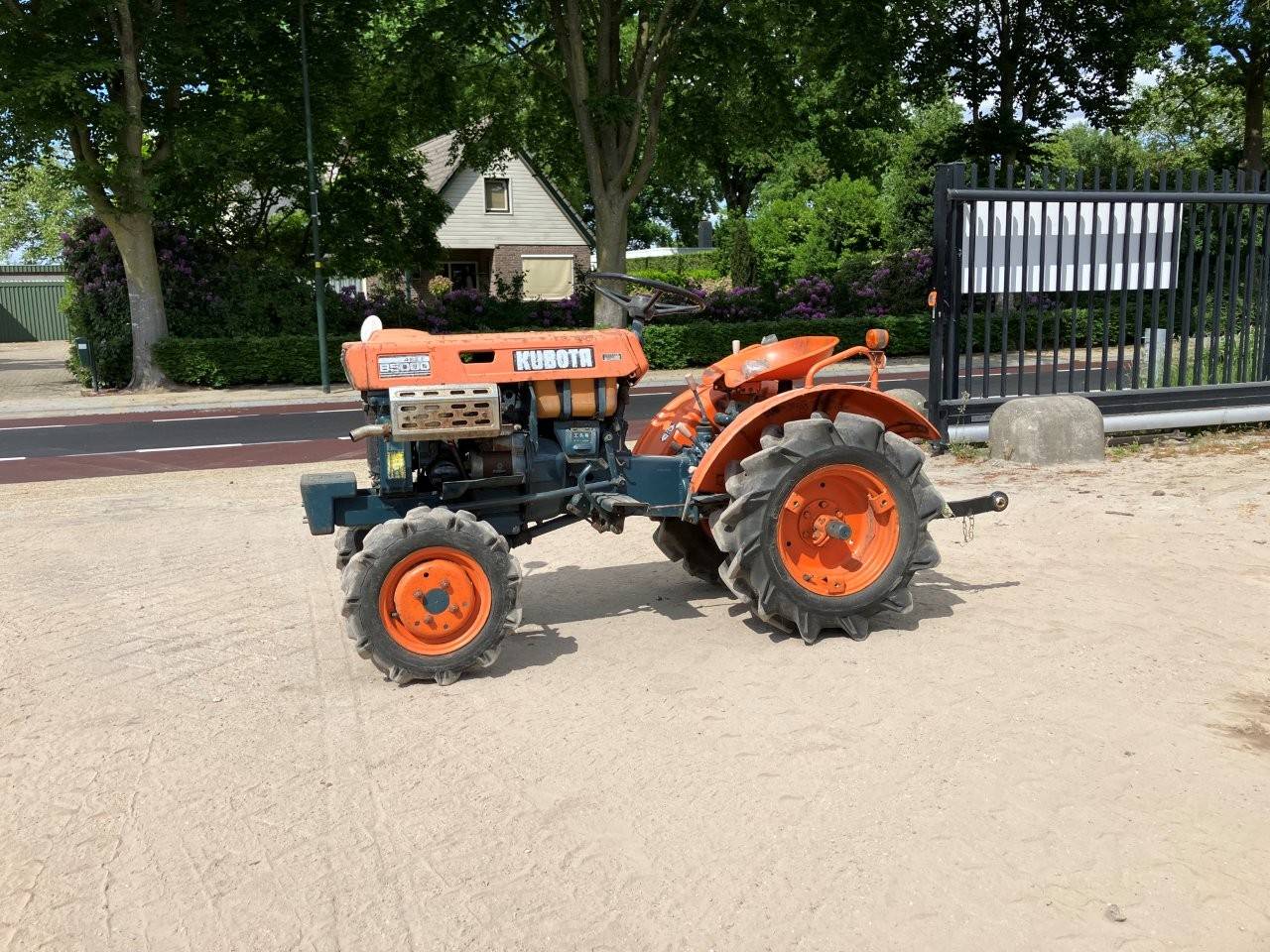 Mini tractor Kubota B5000 Diesel  image