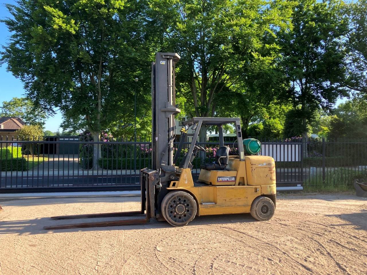 Forklift Caterpillar GC60K LPG 6000kg 2000 image