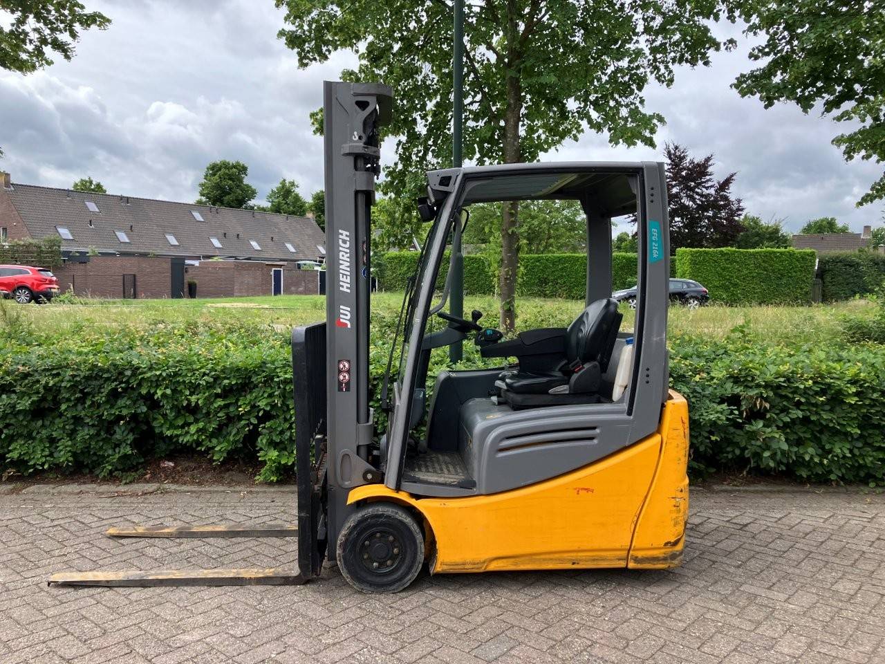 Forklift Jungheinrich EFG 216K Electric 1600kg 5.0m 2017 image