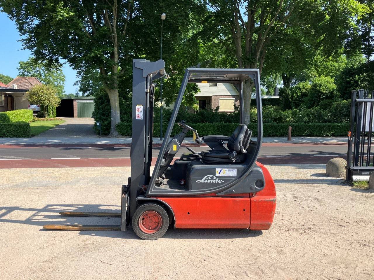 Forklift Linde E16C-02 Electric 1600kg 2003 image