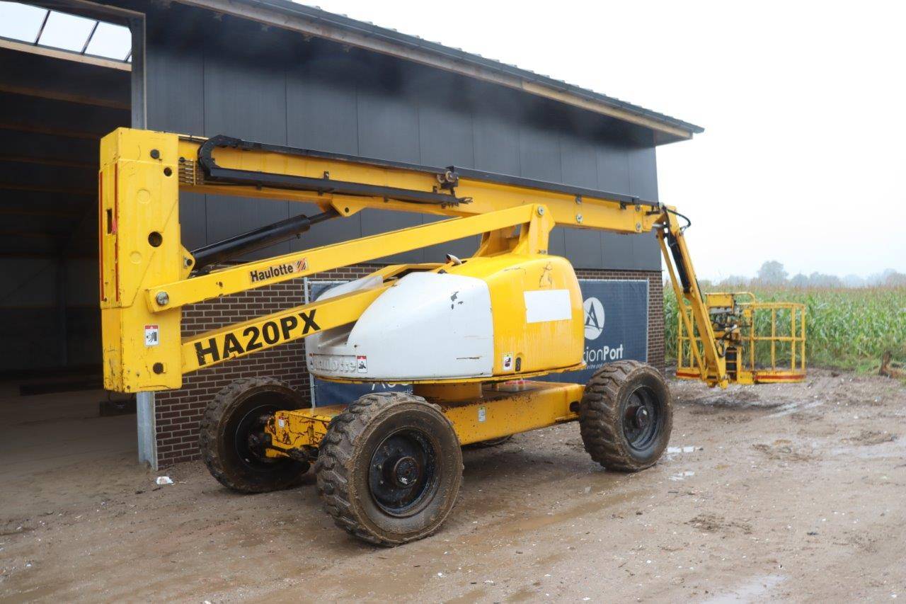 Haulotte HA20PX Diesel 20.65m Articulated Boom Lift 2005 image
