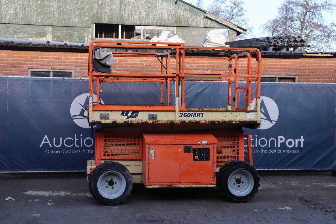 Scissor lift JLG 260MRT Diesel 9.92m 2014 image