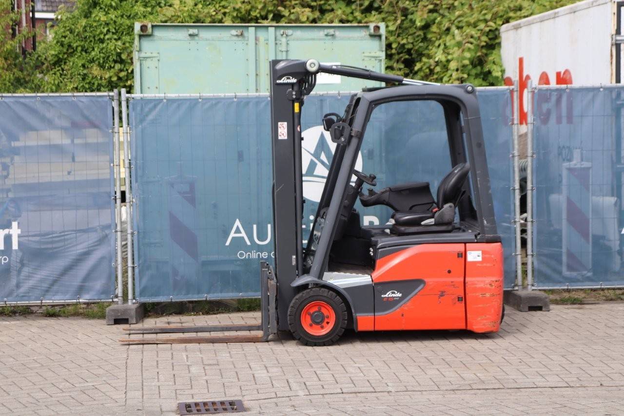Forklift Linde E15-02 Electric 1500kg 2018 image