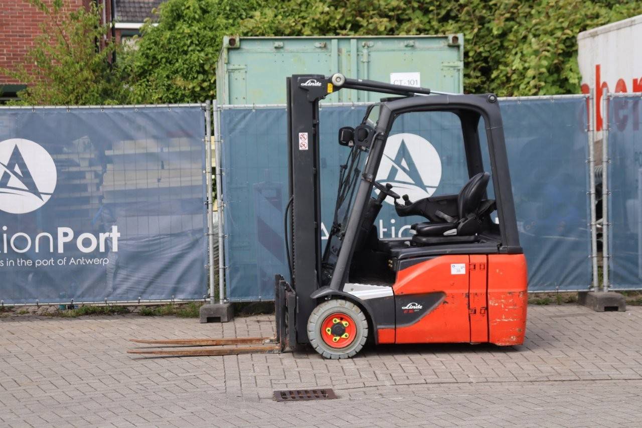 Forklift Linde E16C-02 Electric 1600kg 7.0m 2016 image