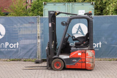 Fenwick-Linde E12-02 Electric Forklift 1200kg 2018