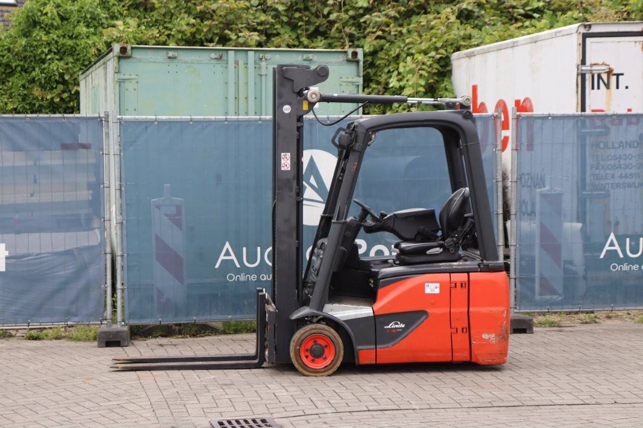 Forklift Linde E16 EVO Electric 1600kg 5.5m 2015 image